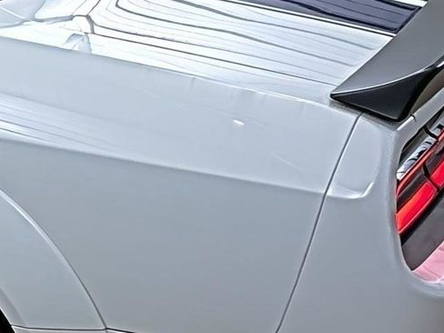 Used 2019 Dodge Challenger SRT Hellcat image 10