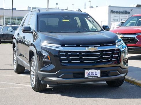 Used 2025 Chevrolet Equinox LT w/ Convenience Package II AWD/4WD image 24