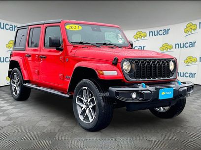 Used 2024 Jeep Wrangler Unlimited w/ Convenience Group