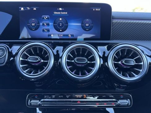 Used 2025 Mercedes-Benz CLA 250 4MATIC image 23