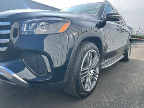 Certified 2026 Mercedes-Benz GLS 450 4MATIC image 8