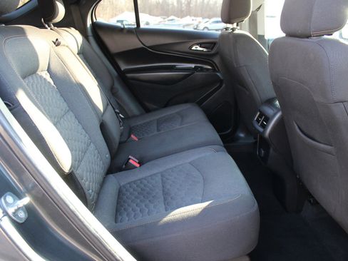 Used 2018 Chevrolet Equinox LT FWD image 38