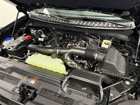 New 2025 Ford Expedition Platinum w/ Stealth Performance Package image 39