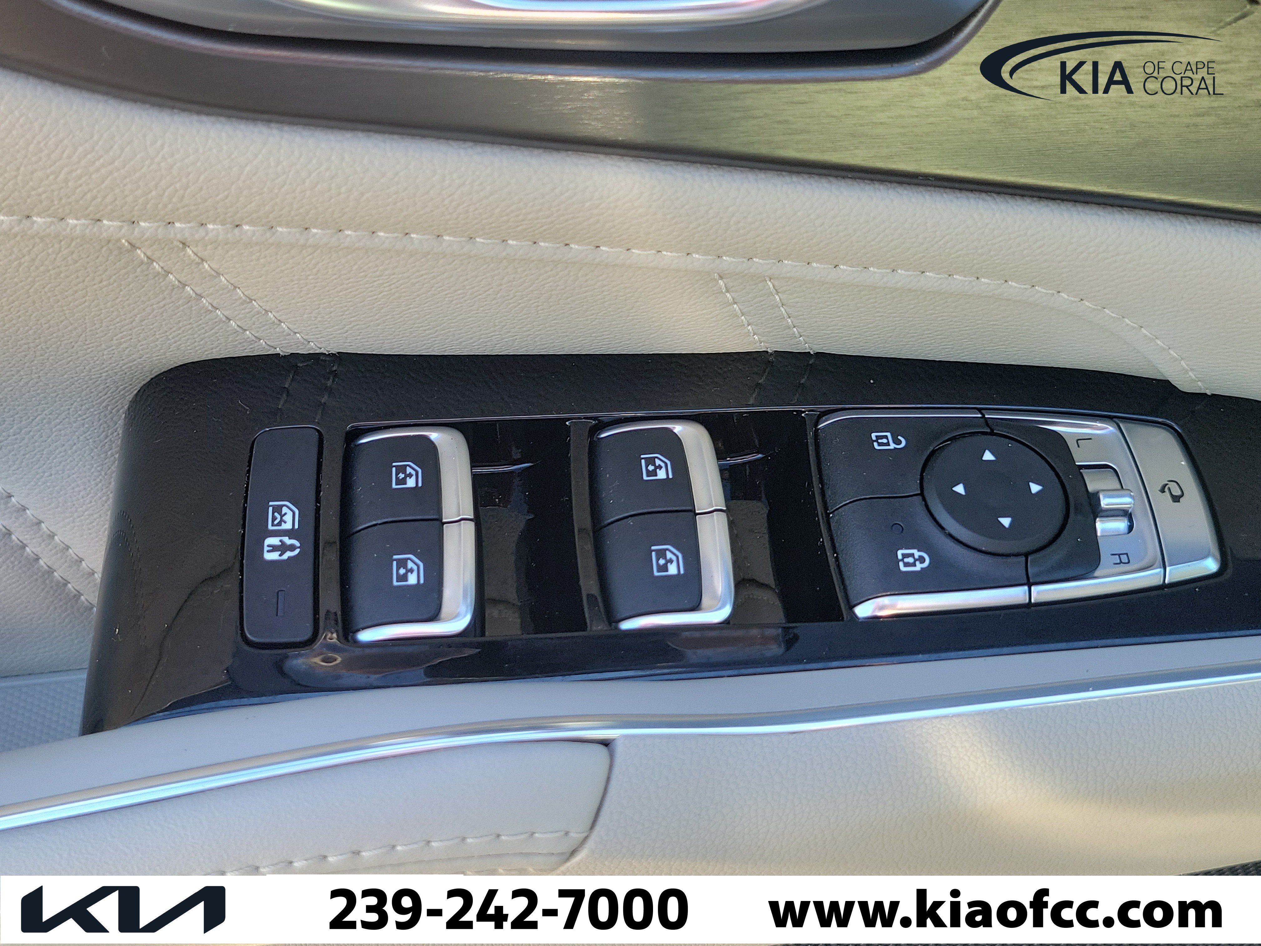 Certified 2023 Kia Sorento SX FWD image 26