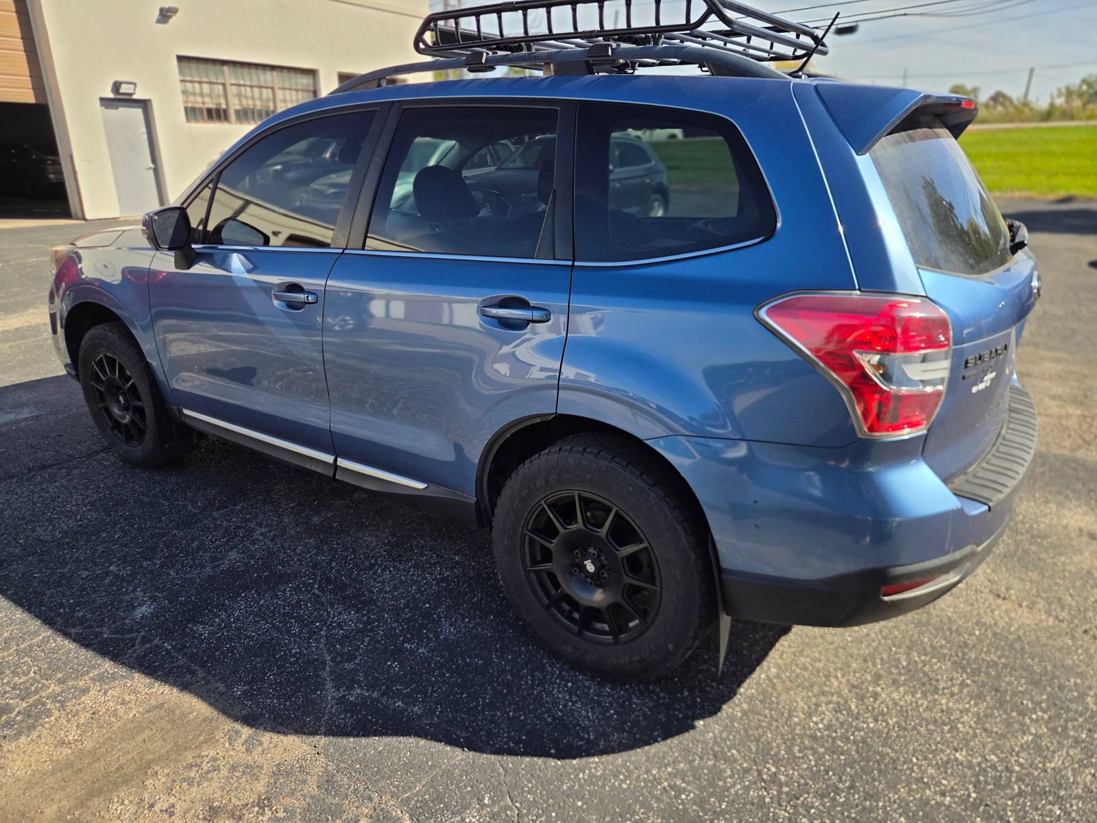 Used 2015 Subaru Forester 2.0XT Touring w/ Eyesight & Navigation System AWD/4WD image 2
