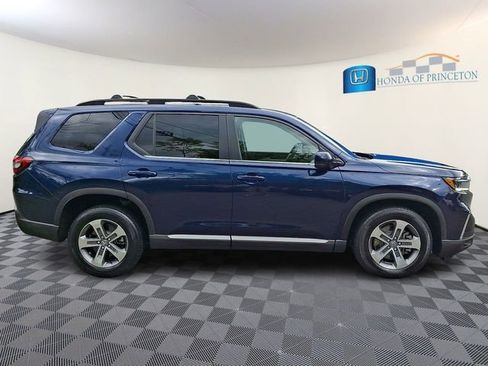 Used 2023 Honda Pilot EX-L image 7