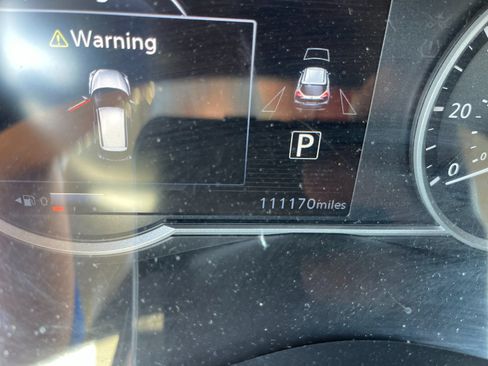 Used 2019 Nissan Kicks SR w/ Exterior Electronics Package FWD image 26