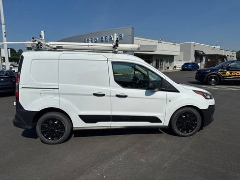 Certified 2022 Ford Transit Connect XL FWD image 9