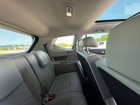 Used 2024 Volkswagen Atlas SE FWD image 21