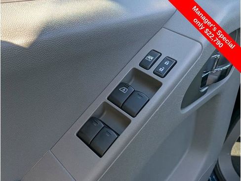 Certified 2021 Nissan Frontier SV image 18