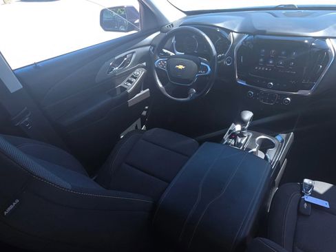 Used 2021 Chevrolet Traverse LT FWD image 13