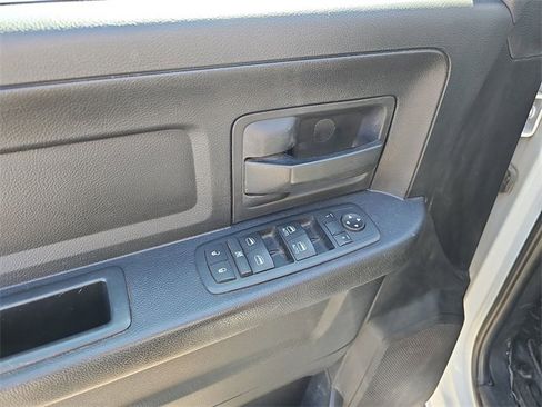 Used 2016 RAM 3500 Tradesman w/ Chrome Appearance Group image 19