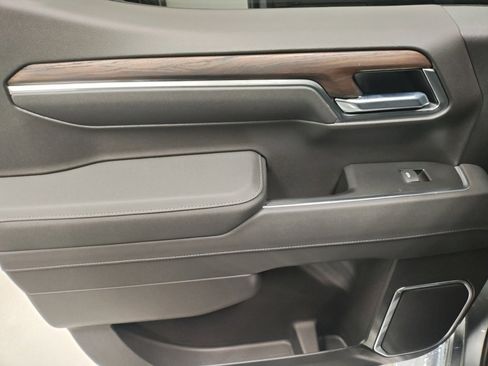 New 2026 GMC Sierra 1500 SLT w/ SLT Premium Plus Package image 27