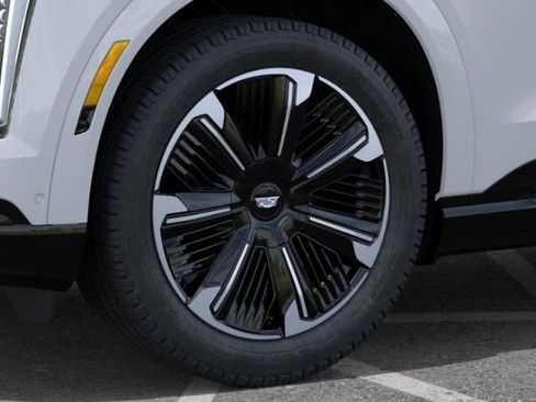 New 2026 Cadillac Escalade IQ Sport 2 w/ LPO, Floor Liner Package AWD/4WD image 9