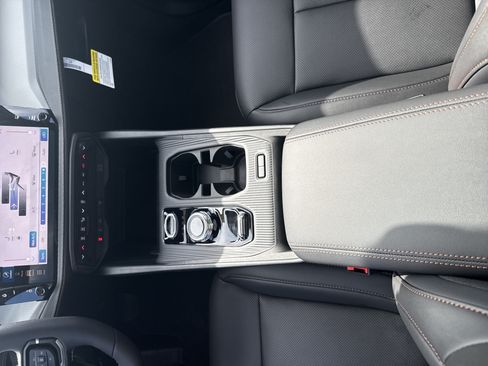 New 2026 Jeep Cherokee Limited AWD/4WD image 30
