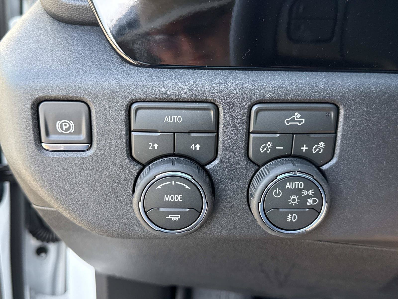 New 2026 Chevrolet Silverado 1500 RST AWD/4WD image 30