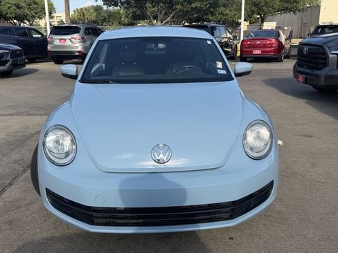 Used 2012 Volkswagen Beetle 2.5 FWD image 2