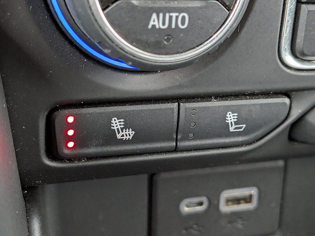 Used 2022 Chevrolet Suburban Z71 AWD/4WD image 48