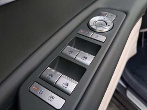 New 2025 Genesis GV80 3.5T e-SC image 19