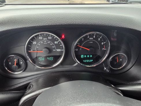 Used 2016 Jeep Wrangler Sport image 17