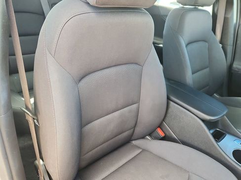 Used 2025 Chevrolet Malibu LT FWD image 16