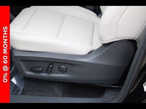 New 2025 Nissan Murano SV w/ Cargo Package AWD/4WD image 11