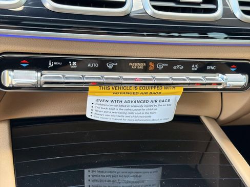 New 2026 Mercedes-Benz GLS 450 4MATIC image 18
