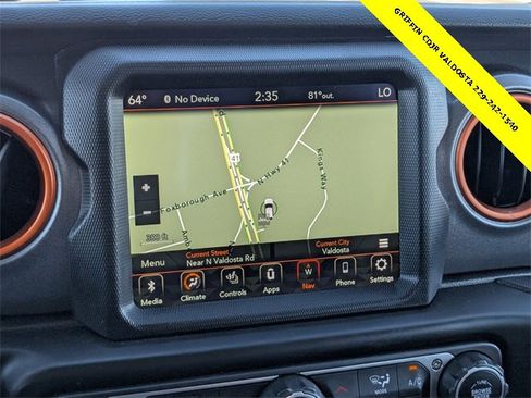 Used 2023 Jeep Gladiator Mojave w/ Cold Weather Group image 16