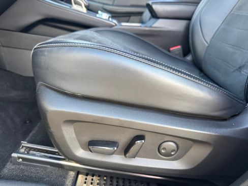 Used 2024 Mitsubishi Outlander SE FWD image 10