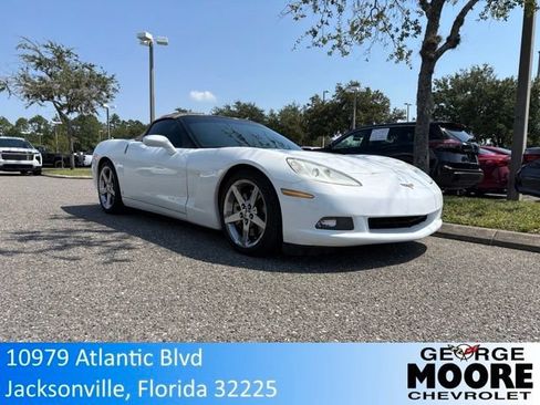 Used 2007 Chevrolet Corvette Convertible w/ Preferred Equipment Group RWD image 1