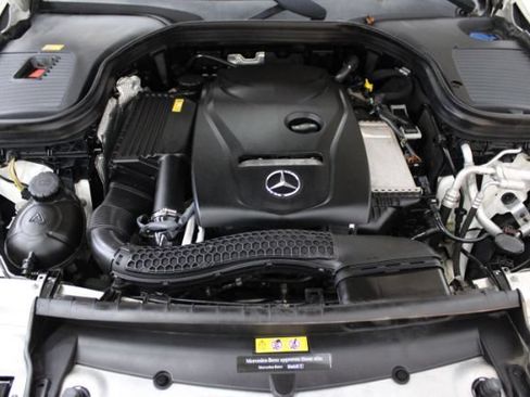 Used 2016 Mercedes-Benz GLC 300 image 25