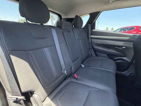 Used 2025 Hyundai Tucson SEL FWD image 18