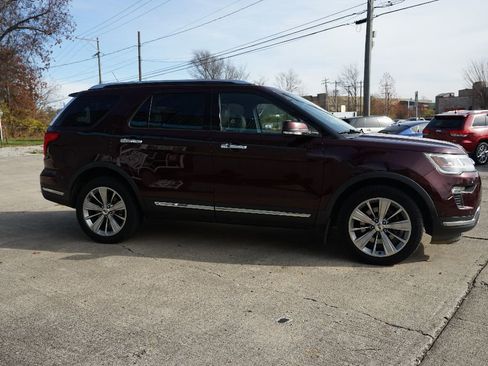 Used 2018 Ford Explorer Limited w/ Equipment Group 301A image 4