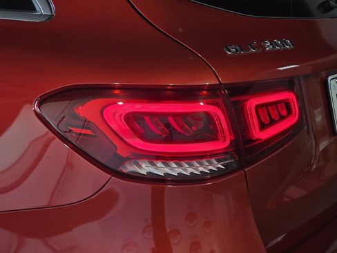 Used 2020 Mercedes-Benz GLC 300 GLC 300 image 10