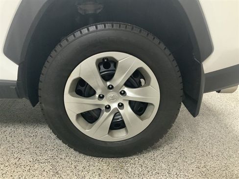 Used 2019 Toyota RAV4 LE w/ All Weather Liner Package AWD/4WD image 10
