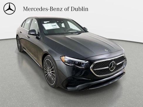 Used 2026 Mercedes-Benz E 350 4MATIC Sedan image 3