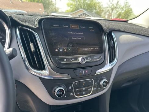 Used 2024 Chevrolet Equinox LT image 10