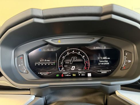 Used 2022 Lamborghini Urus image 17