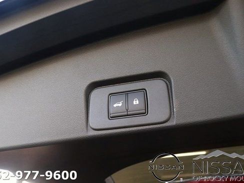 New 2026 Nissan Rogue Platinum w/ Platinum Premium Package AWD/4WD image 15