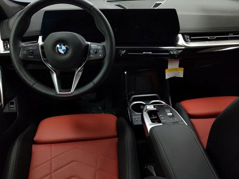 Certified 2025 BMW X1 xDrive28i w/ Convenience Package image 24