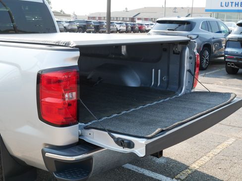 Used 2019 Chevrolet Silverado 1500 LT w/ All Star Edition AWD/4WD image 18