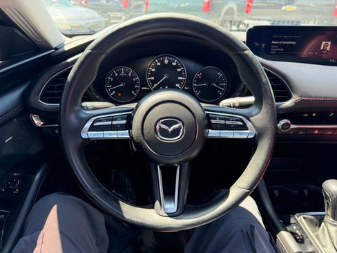 Used 2023 MAZDA MAZDA3 s FWD image 24