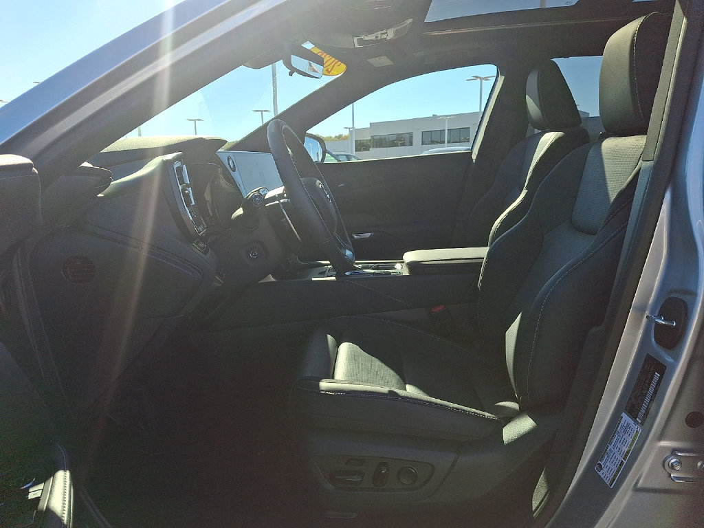 Used 2026 Lexus RX 350 AWD w/ Convenience Package image 13