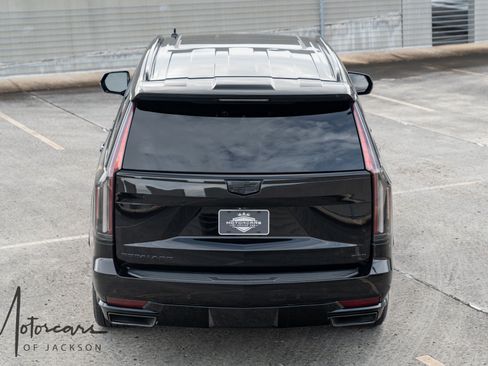Used 2021 Cadillac Escalade Sport w/ Driver Assist Tech Package AWD/4WD image 37