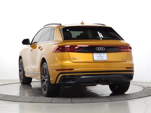 Used 2019 Audi Q8 Prestige w/ Adaptive Chassis Package image 6
