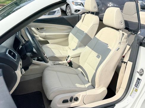 Used 2012 Volkswagen Eos Komfort FWD image 37