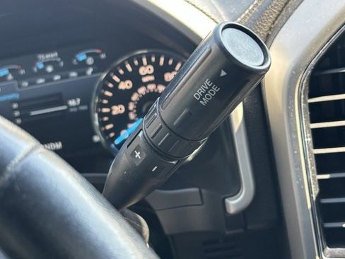 Used 2018 Ford F150 Lariat image 17