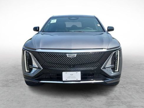 Certified 2023 Cadillac Lyriq AWD image 2