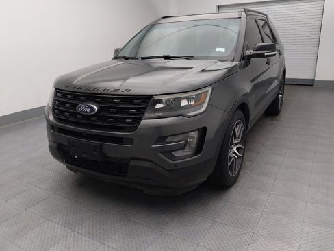 Used 2017 Ford Explorer Sport w/ Equipment Group 401A AWD/4WD image 15