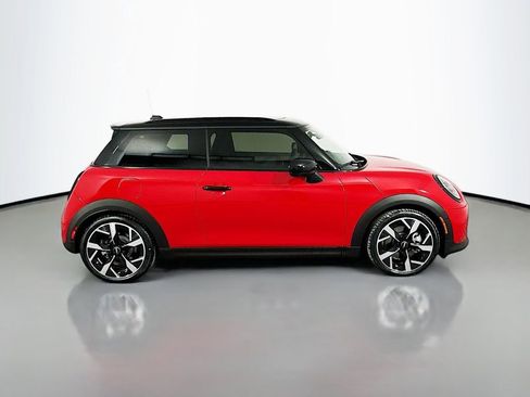 Certified 2025 MINI Cooper S image 4